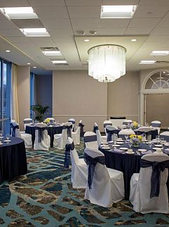 Apartment Comfort Inn & Suites Ventura Beach, Ventura, Californië, USA