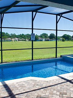 Logement de vacances Vakantiehuis Pivate Pool - Seeblick - Nähe Disney, Clermont, Florida, USA