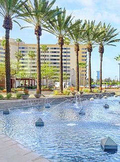 Apartment DoubleTree by Hilton Anaheim/Orange County, Orange, Californië, USA