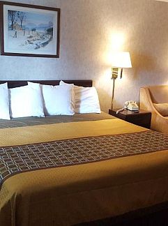 Appartement DoubleTree by Hilton Hotel & Executive Meeting Center Somers, Somerset, Oostkust, USA