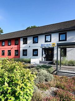 Apartment Airport Hotel Jägerhof Weeze, Weeze, North Rhine-Westphalia, Germany