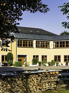 Appartement Gästehaus Zehmerhof bei Erding, Walpertskirchen, Bayern, Deutschland