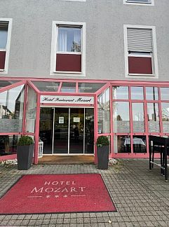 Ferienhaus Pension Poschmühle, Traunreut, Bayern, Deutschland