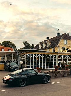 Logement de vacances Vakantiehuis Gemütliches Ferienhaus mit Garten, nah am Meer, Färjestaden, Götaland, Suède