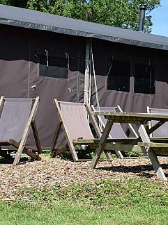 Tent house Tenthuisje met warme privédouche naast de tent met Hottub, Deventer, Salland, 