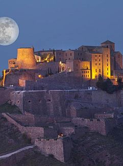 Appartement Hotel Bremon, Cardona, Catalogne / Pyrénées, Espagne