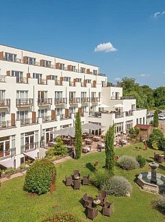 Apartment Flairhotel & Restaurant Erck, Bad Schonborn, Baden-Württemberg, Germany