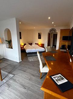 Apartment Hotelrestaurant Bauer, Sandhausen, Baden-Württemberg, Germany