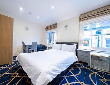 Hyde Park Rooms &amp; Apartments