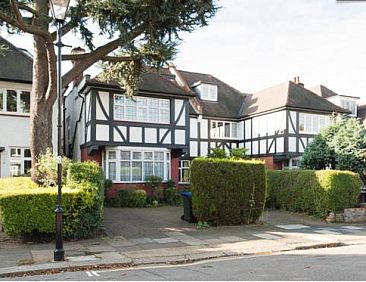 Saint Gabriel's Road Guesthouse