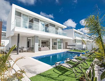 Vakantiehuis 3-Schlafzimmer-Villa mit privatem Pool im Zentr