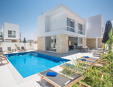 Vakantiehuis Protaras Vie Bleu Villa mit Pool, im Zentrum