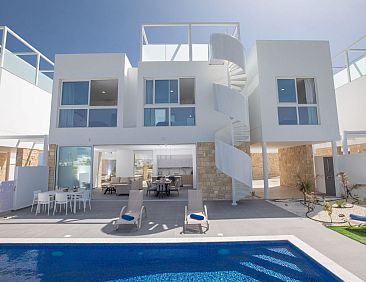 Vakantiehuis Ferienvilla Vie Bleu mit großem Pool