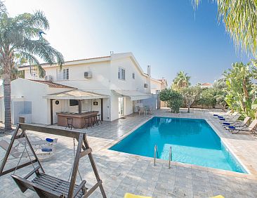 Vakantiehuis Geräumige und private Ferienvilla mit eigenem 