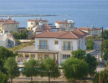 Vakantiehuis Ferienvilla mit Blick auf das Wasser