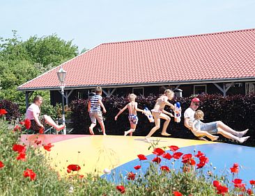 De Stolp II links ***