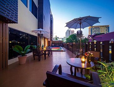 CM Night Bazaar Boutique Hotel โรงแรม ซีเ?