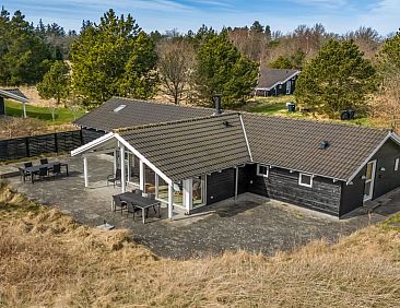 Vakantiehuis "Botwith" - 2.8km from the sea