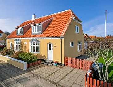 Vakantiehuis "Helemine" - 900m from the sea