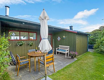 Vakantiehuis "Nikolce" - 500m from the sea