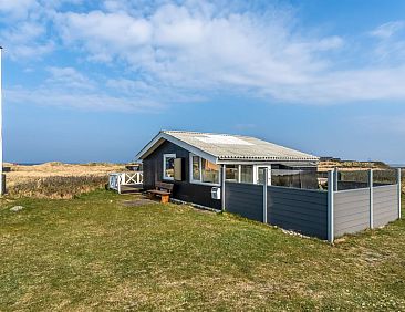 Vakantiehuis "Holger" - 50m from the sea