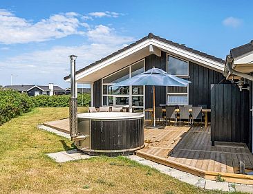 Vakantiehuis "Lex" - 150m from the sea