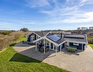 Vakantiehuis "Halona" - 400m from the sea
