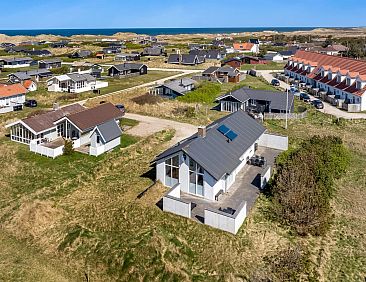 Vakantiehuis "Hornbogi" - 300m from the sea