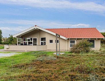 Vakantiehuis "Zoya" - 900m from the sea