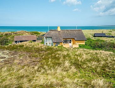 Vakantiehuis "Quirina" - 75m from the sea