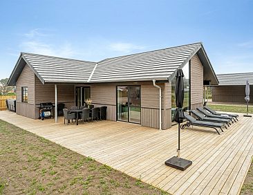 Vakantiehuis "Ylermi" - 600m from the sea
