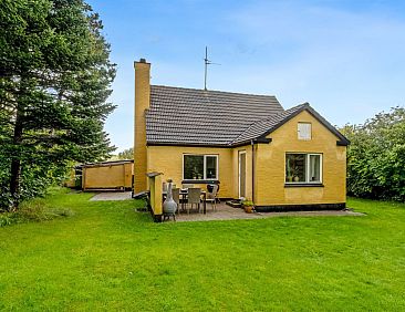 Vakantiehuis "Birtir" - 750m from the sea
