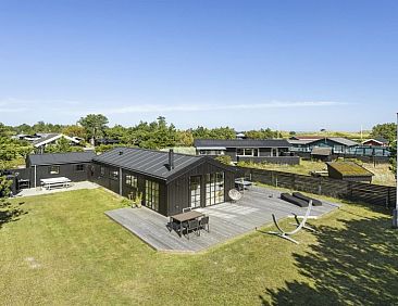 Vakantiehuis "Sheyla" - 150m from the sea