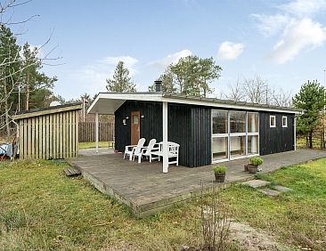 Vakantiehuis "Joosua" - 400m from the sea