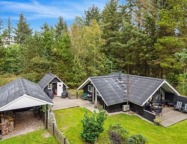 Vakantiehuis "Tjure" - 900m from the sea