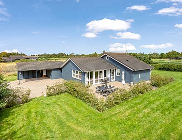 Vakantiehuis "Lari" - 600m from the sea