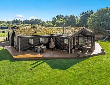 Vakantiehuis "Javorka" - 1.4km from the sea