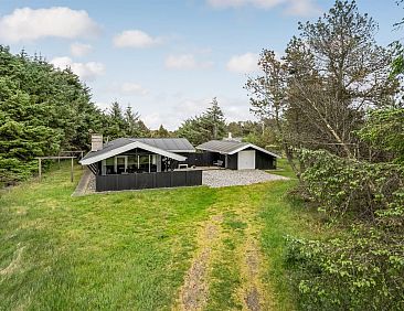 Vakantiehuis "Eivy" - 1km from the sea