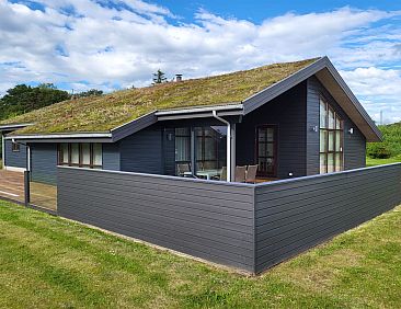 Vakantiehuis "Ran" - 1.5km from the sea