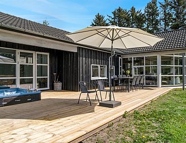 Vakantiehuis "Nayati" - 2km from the sea