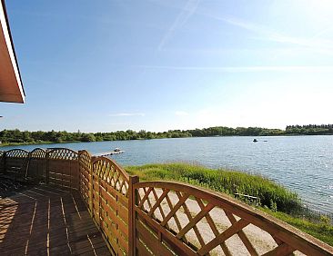 Vakantiehuis "Alvira" - 8km to the fjord