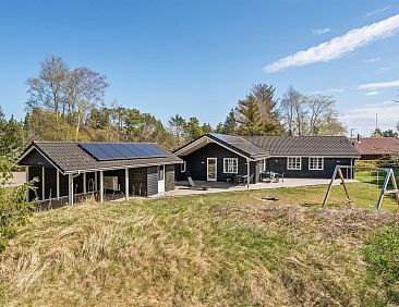 Vakantiehuis "Kristián" - 400m from the sea