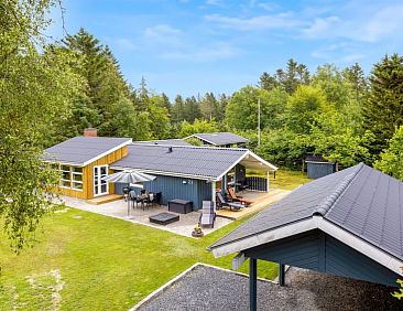 Vakantiehuis "Akima" - 700m from the sea