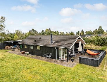 Vakantiehuis "Kaare" - 400m from the sea