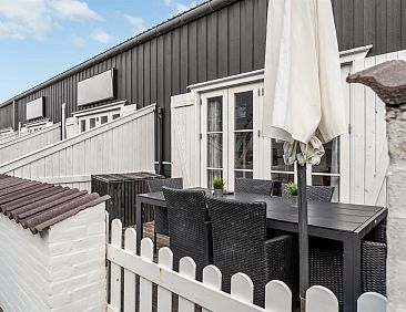 Appartement "Epiphania" - 100m to the fjord