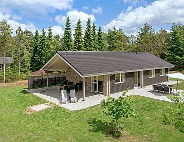 Vakantiehuis "Alona" - 250m from the sea