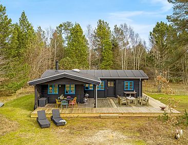 Vakantiehuis "Aksinja" - 500m from the sea