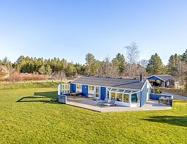 Vakantiehuis "Nedzad" - 500m from the sea