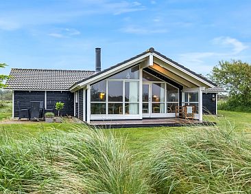 Vakantiehuis &quot;Leya&quot; - 1.2km from the sea