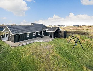 Vakantiehuis "Rodna" - 452m from the sea